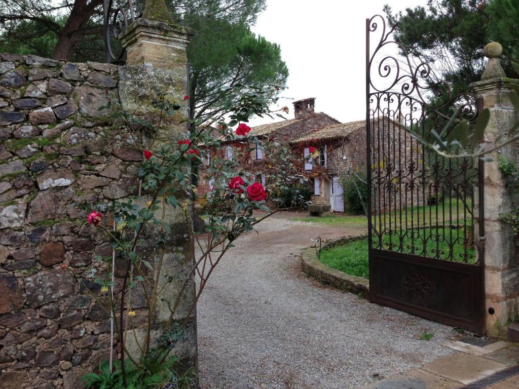 Ferienwohnung Le Mas Du Centaure Puget-sur Argens Exterior foto